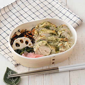鶏の青じそ風味焼弁当（もち麦入りご飯）
