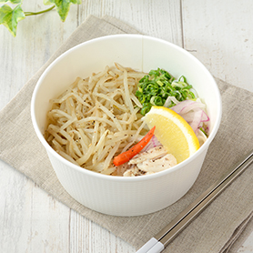 1食分の野菜が摂れる鶏肉の生フォー