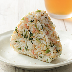 オーツ麦入り小えびと青菜おにぎり