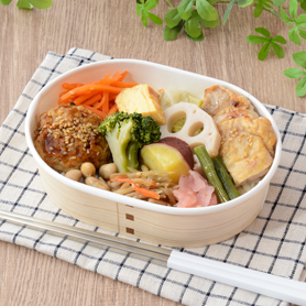 十二品目の豆腐ハンバーグ弁当（もち麦入りご飯）