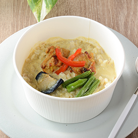 豆乳のまろやかグリーンカレー（もち麦入りご飯）