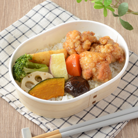 鶏唐揚げの黒酢あん弁当（もち麦入りご飯）