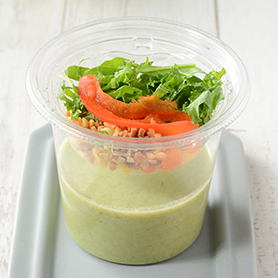バジル香る！緑野菜の冷たいスープ